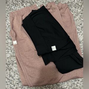 Vuori fall set medium granite funnel neck top boyfriend sweatpant blackpink ✨